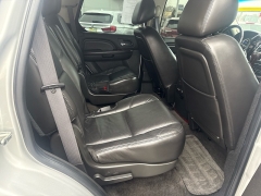 Used 2011  Cadillac Escalade 4d SUV AWD Premium at Bulldog Motors near Pasco&comma; WA