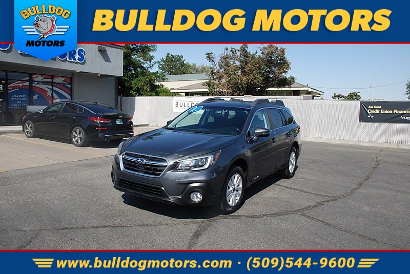 Used 2018 Subaru Outback 4d SUV 2.5i Premium at Bulldog Motors near Pasco, WA
