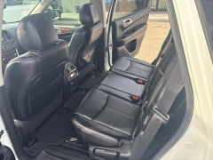 Used 2020  Nissan Pathfinder 4d SUV 4WD Platinum at Bulldog Motors near Pasco&comma; WA