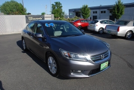Used 2014 Honda Accord Sedan 4d EX CVT at Bulldog Motors near Pasco, WA