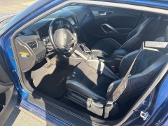 Used 2016  Hyundai Veloster 3dr Cpe Auto Turbo at Bulldog Motors near Pasco&comma; WA