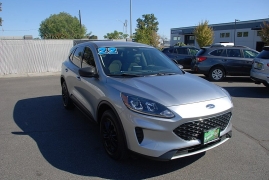 Used 2022 Ford Escape SE AWD at Bulldog Motors near Pasco, WA
