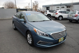Used 2015  Hyundai Sonata 4dr Sdn 2&period;4L SE PZEV at Bulldog Motors near Pasco&comma; WA