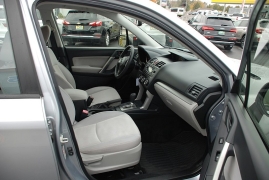 Used 2015  Subaru Forester 4d SUV i CVT at Bulldog Motors near Pasco, WA