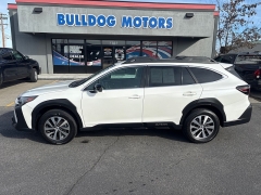 Used 2023  Subaru Outback Premium CVT at Bulldog Motors near Pasco&comma; WA
