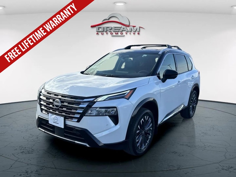 2026 Nissan Rogue Platinum photo 2