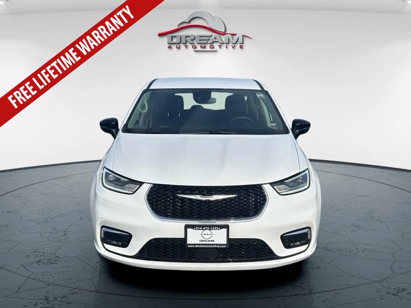Used 2024 Chrysler Pacifica PHEV Select with VIN 2C4RC1S79RR127220 for sale in Wood River, IL