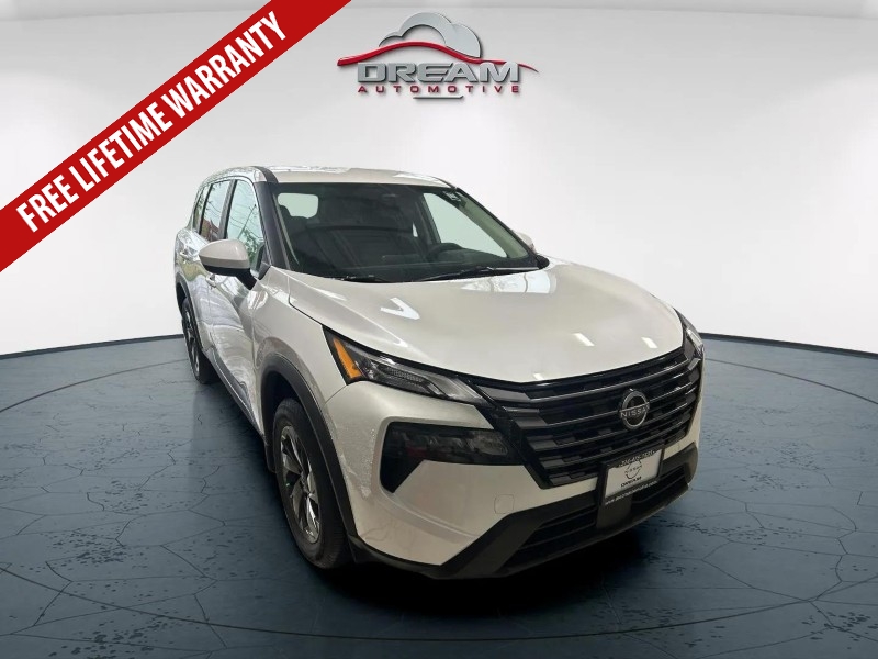 2026 Nissan Rogue SV AWD's photo