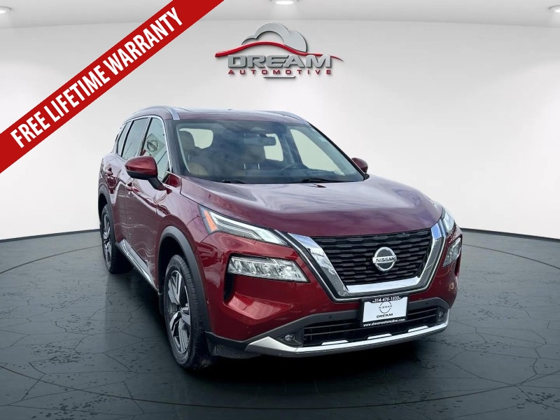 2021 Nissan Rogue Platinum's photo