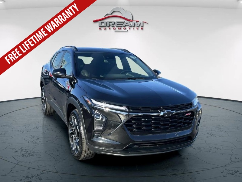 2024 Chevrolet Trax RS's photo