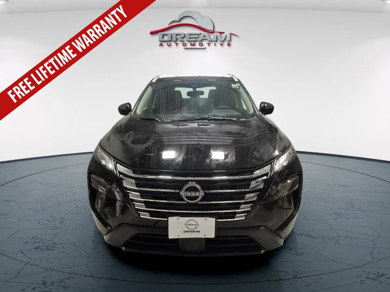 2026 Nissan Rogue SV photo 2