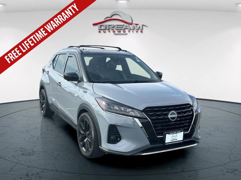 2023 Nissan Kicks SR