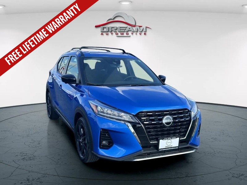 Used 2023 Nissan Kicks SR with VIN 3N1CP5DV0PL518234 for sale in Kansas City