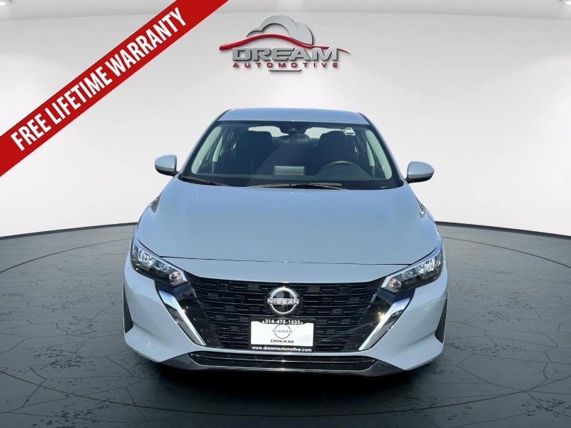 2024 Nissan Sentra SV photo 3