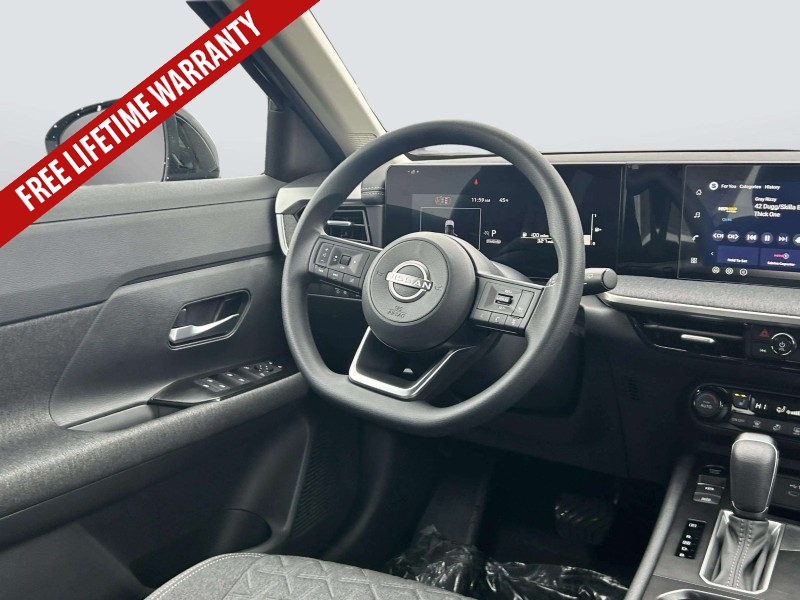 2026 Nissan KICKS SV - Photo 9