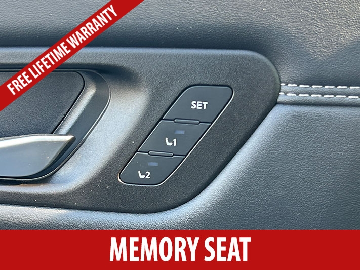 2023 Nissan Pathfinder Platinum photo 4