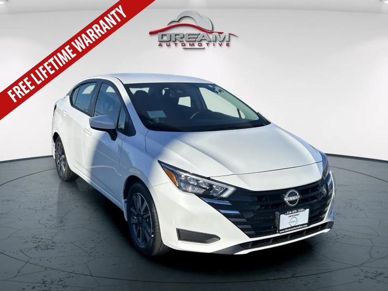 2025 Nissan Versa Sedan SV's photo