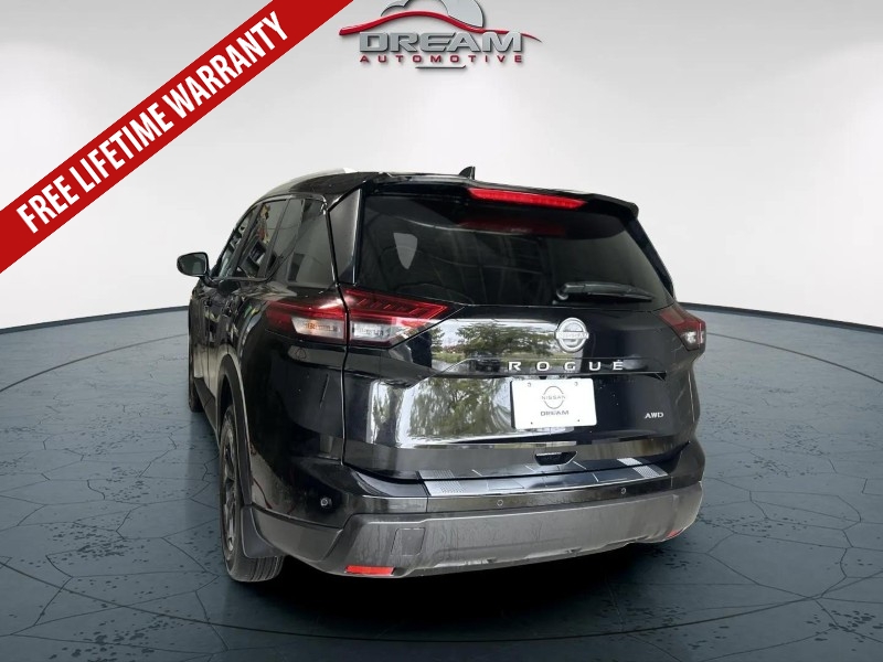 2026 Nissan Rogue SV photo 2