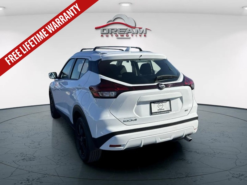2024 Nissan Kicks SV photo 4