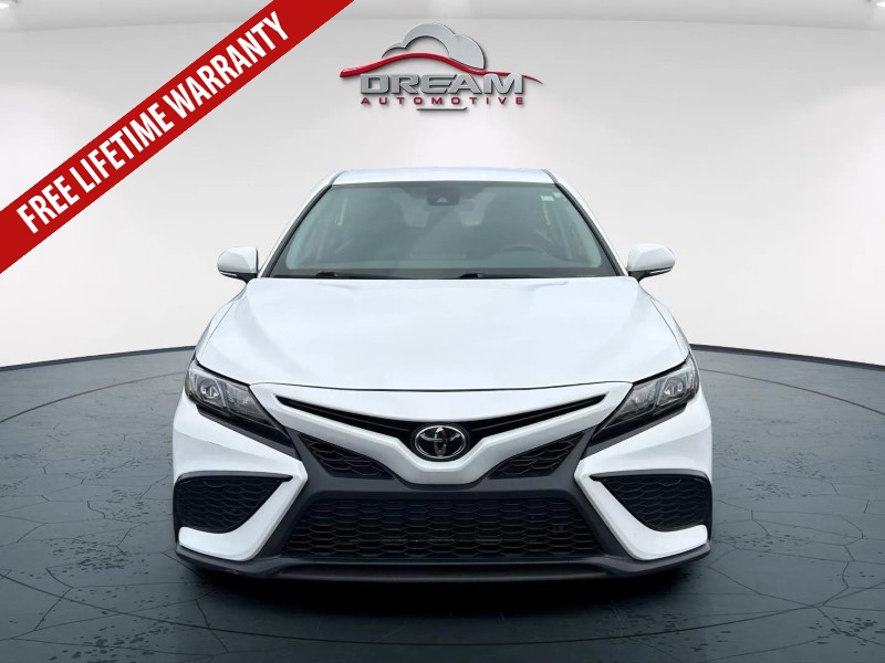 Used 2024 Toyota Camry SE with VIN 4T1G11AK4RU902976 for sale in Kansas City