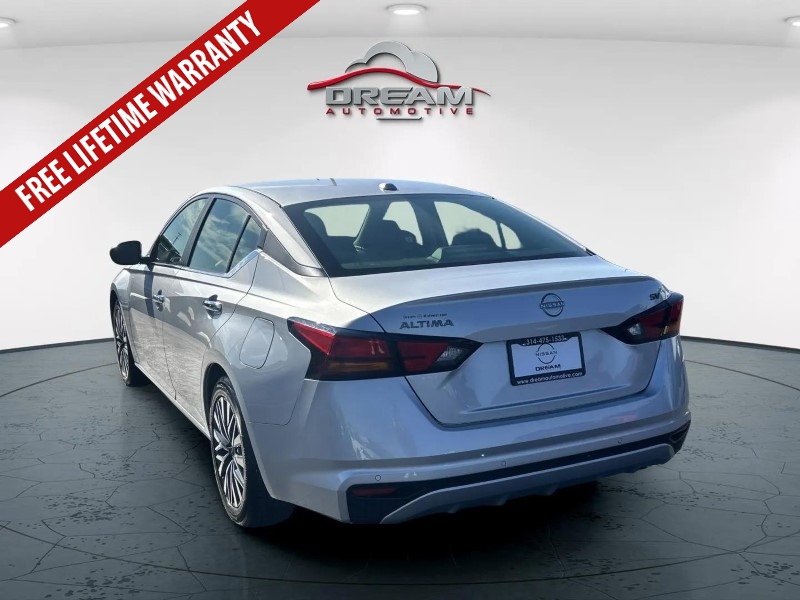 2024 Nissan Altima 2.5 SV photo 4