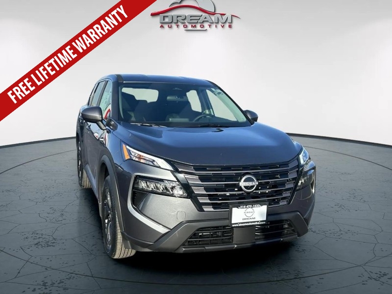 2026 Nissan Rogue SV's photo