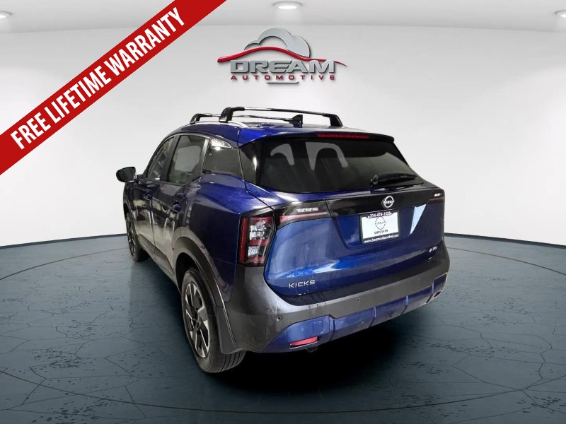 2026 Nissan Kicks SV photo 4