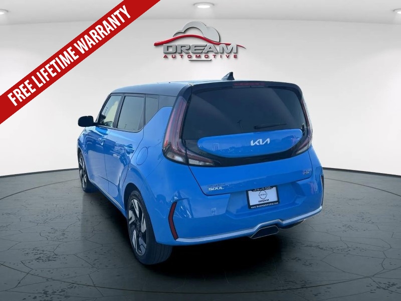 2024 Kia Soul GT-Line photo 4