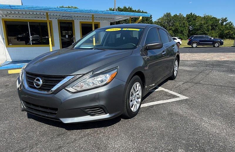 Used 2016  Nissan Altima 4dr Sdn I4 2.5 at Deal Time Cars & Credit near , FL