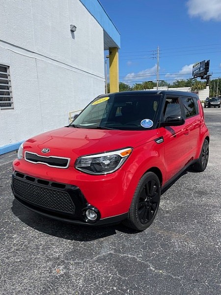 Used 2016  Kia Soul 4d Hatchback + at Deal Time Cars & Credit near , FL