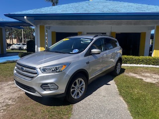Used 2017  Ford Escape 4d SUV FWD SE at Deal Time Cars & Credit near , FL