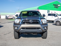 Used 2015  Toyota Tacoma 4WD Double Cab V6 &lpar;Natl&rpar; at Auto Finance Center of Greer near Greer&comma; SC