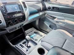 Used 2014  Toyota Tacoma 4WD Double Cab V6 &lpar;Natl&rpar; at Auto Finance Center of Greer near Greer&comma; SC