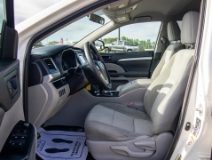 Used 2016 Toyota Highlander 4d SUV FWD LE at Auto Finance Center of Greer near Greer, SC