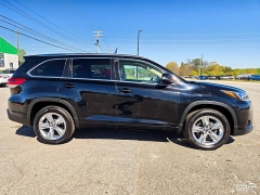 Used 2018  Toyota Highlander Limited V6 FWD &lpar;Natl&rpar; at Auto Finance Center of Greer near Greer&comma; SC