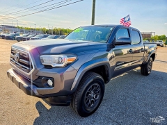 Used 2017  Toyota Tacoma Double Cab 6' Bed V6 4x2 AT &lpar;Natl&rpar; at Auto Finance Center of Greer near Greer&comma; SC