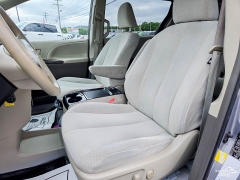 Used 2011  Toyota Sienna 5dr Van V6 LE FWD &lpar;Natl&rpar; at Auto Finance Center of Greer near Greer&comma; SC