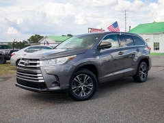 Used 2018 Toyota Highlander 4d SUV FWD LE at Auto Finance Center of Greer near Greer, SC