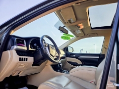 Used 2015  Toyota Highlander 4d SUV AWD XLE at Auto Finance Center of Greer near Greer&comma; SC