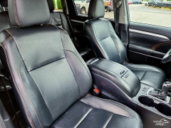 Used 2015  Toyota Highlander 4d SUV AWD XLE at Auto Finance Center of Greer near Greer&comma; SC