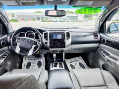 Used 2015  Toyota Tacoma 4WD Double Cab V6 &lpar;Natl&rpar; at Auto Finance Center of Greer near Greer&comma; SC
