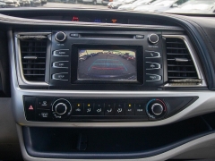 Used 2018 Toyota Highlander 4d SUV FWD LE at Auto Finance Center of Greer near Greer, SC