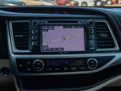 Used 2015  Toyota Highlander 4d SUV AWD XLE at Auto Finance Center of Greer near Greer&comma; SC