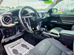 Used 2020  Toyota Tacoma 2WD Double Cab 5' Bed V6 AT &lpar;Natl&rpar; at Auto Finance Center of Greer near Greer&comma; SC
