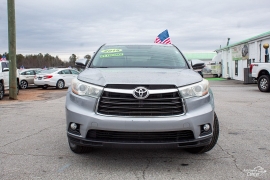 Used 2015  Toyota Highlander FWD 4dr V6 LE &lpar;Natl&rpar; at Auto Finance Center of Greer near Greer&comma; SC
