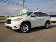 Used 2016 Toyota Highlander 4d SUV FWD LE at Auto Finance Center of Greer near Greer, SC