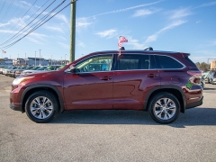Used 2015  Toyota Highlander 4d SUV AWD XLE at Auto Finance Center of Greer near Greer&comma; SC