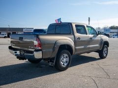 Used 2015  Toyota Tacoma 4WD Double Cab V6 &lpar;Natl&rpar; at Auto Finance Center of Greer near Greer&comma; SC