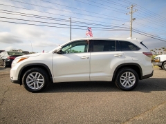 Used 2016 Toyota Highlander 4d SUV FWD LE at Auto Finance Center of Greer near Greer, SC