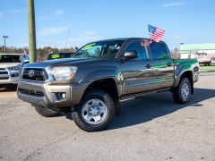 Used 2015  Toyota Tacoma 4WD Double Cab V6 &lpar;Natl&rpar; at Auto Finance Center of Greer near Greer&comma; SC